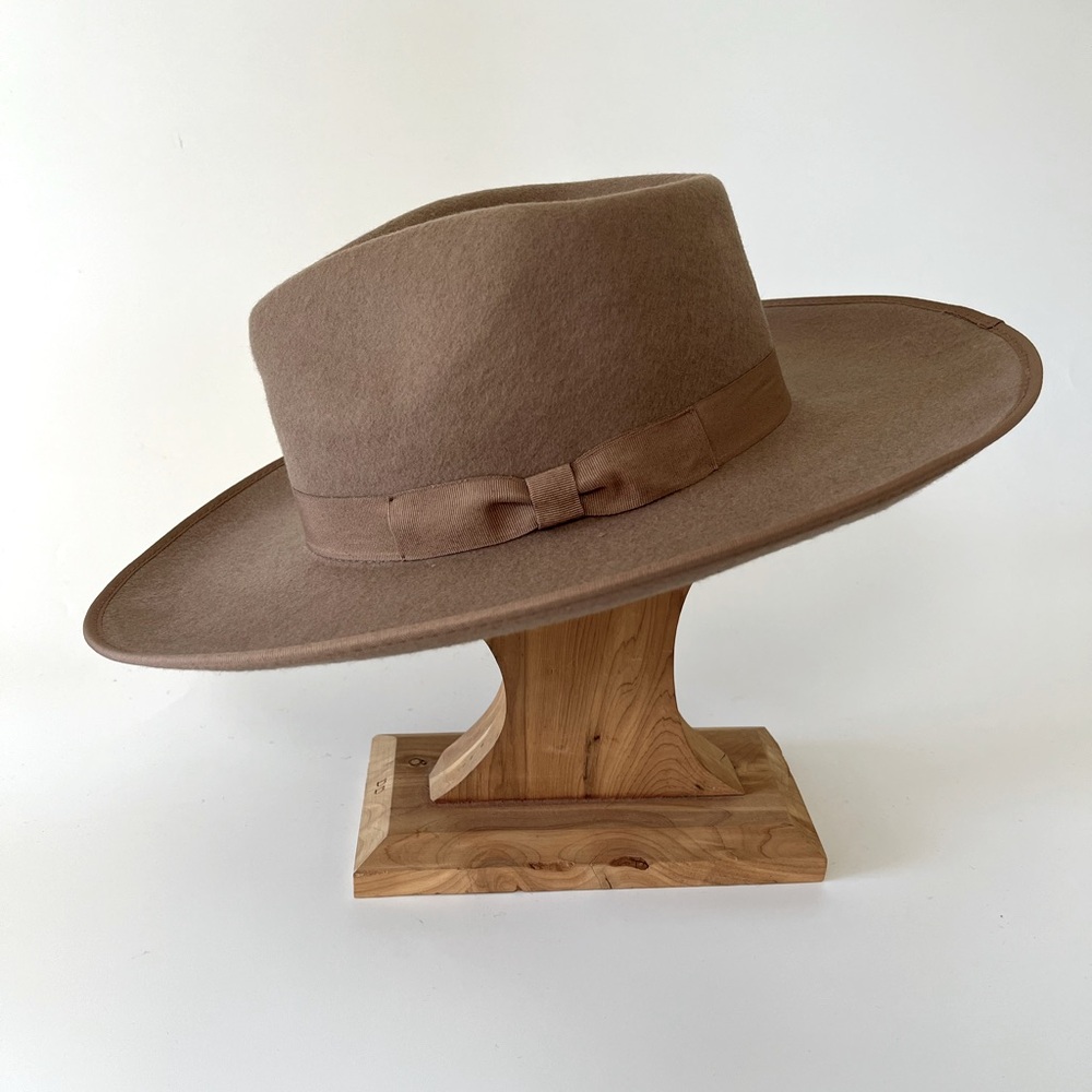 NWT Olive & Pique wool felt Barry hat in brown OSFM